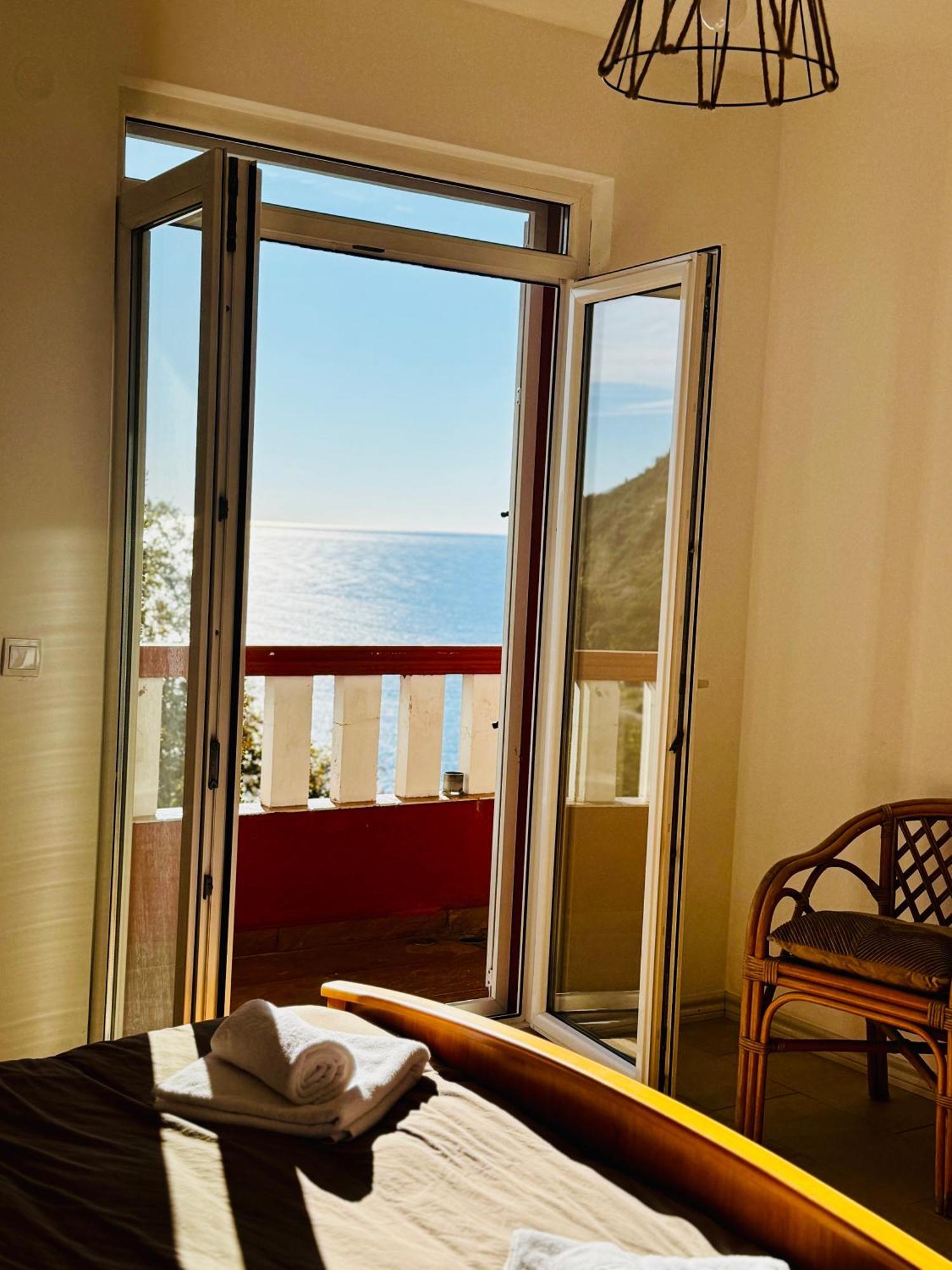 Budva Felix Suites Esterno foto