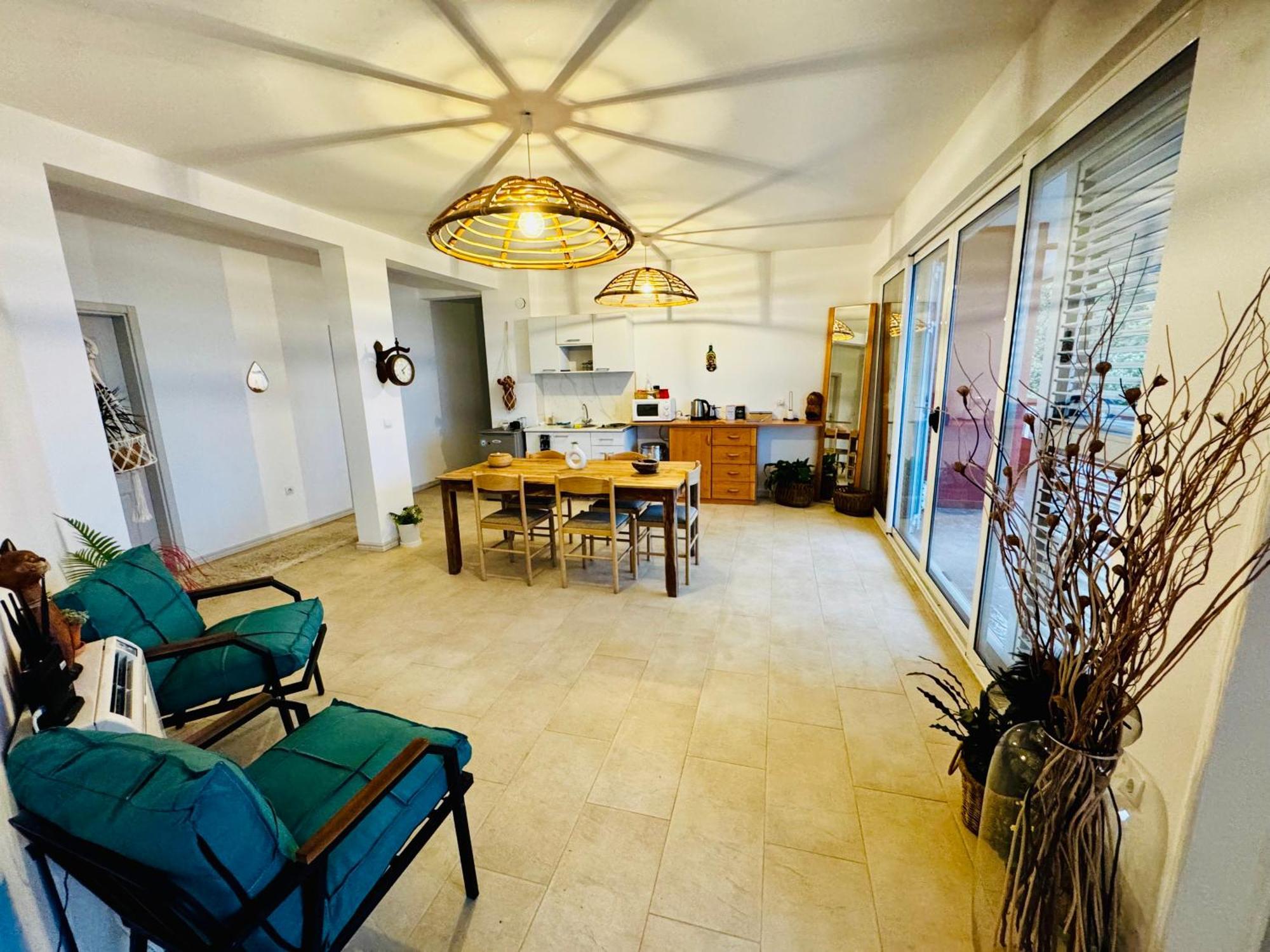 Budva Felix Suites Esterno foto
